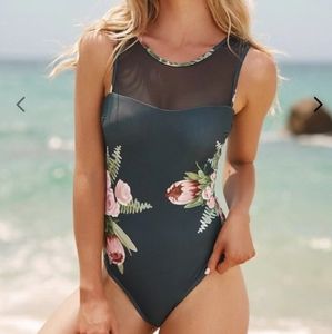 Ladies XS Green Suit With Rose Print Mesh Neckline One Piece Suit NWOT